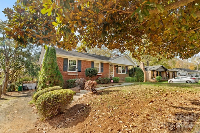1532 Starbrook Dr, Charlotte, NC 28210 - ranch-style home with brick siding