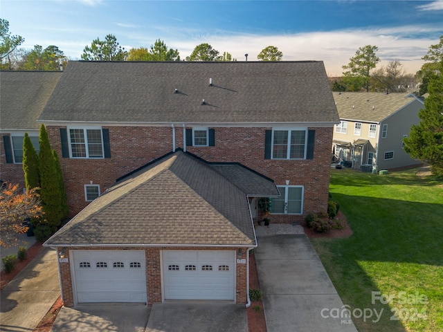 4335 Laurel Hill Ln, Charlotte, NC 28217 - view of front facade with a front lawn