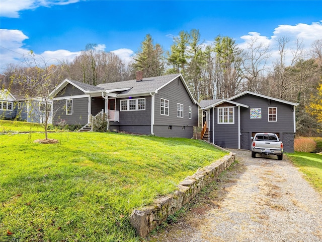 view of front of house featuring a front yard