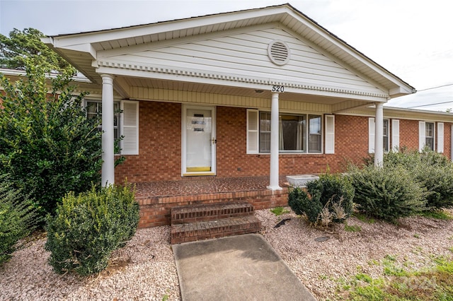 view of front of home with covered porch