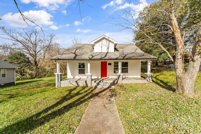 612 E E St, Newton, NC 28658 - bungalow featuring covered porch and a front lawn