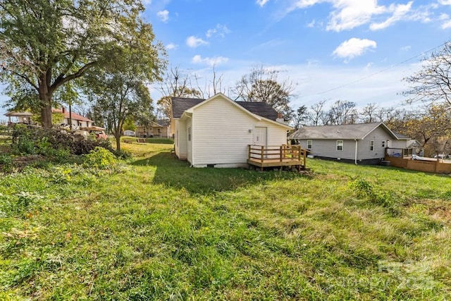 612 E E St, Newton, NC 28658 - view of green lawn featuring a deck