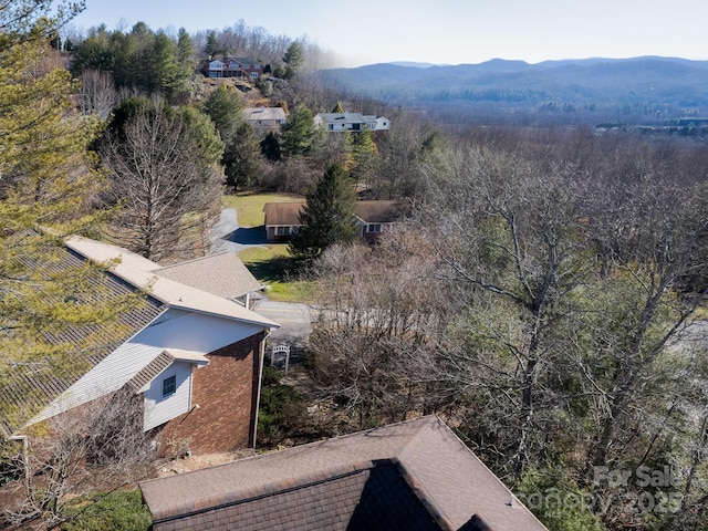 bird's eye view featuring a mountain view