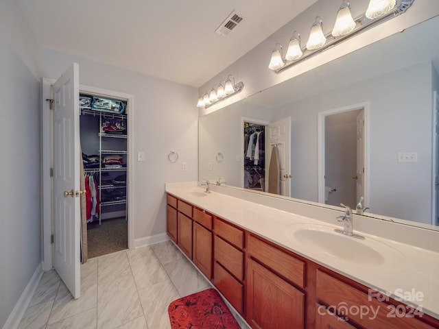 bathroom with vanity