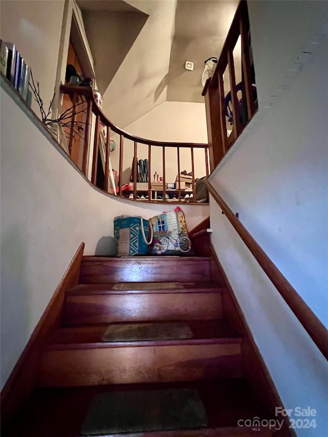 1716 3rd St NE, Hickory, NC 28601 - view of stairs