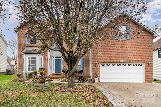 view of front property featuring a garage