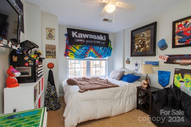 bedroom featuring carpet and ceiling fan