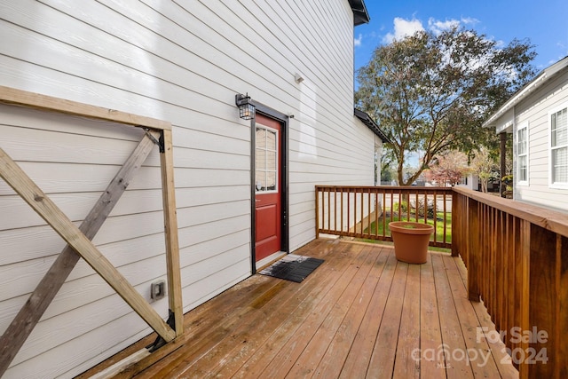 view of wooden deck