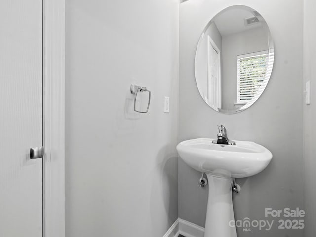 bathroom featuring visible vents