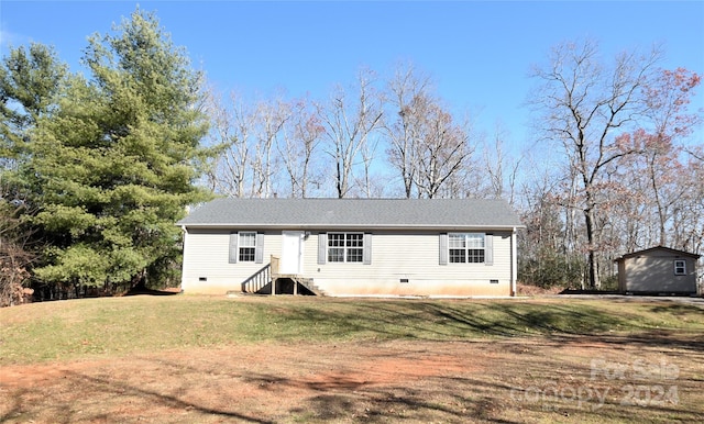 view of front of house featuring a front yard