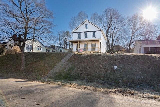 view of front of house featuring a porch