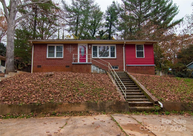 view of front of home