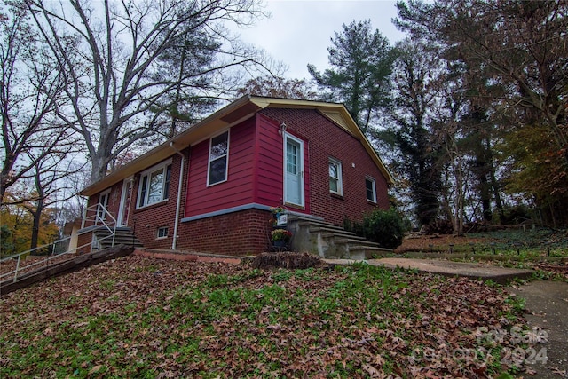 view of property exterior