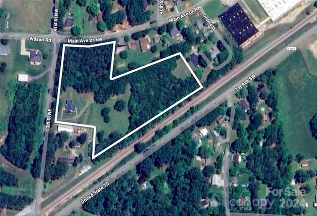 128 10th St NE, Hildebran, NC 28637