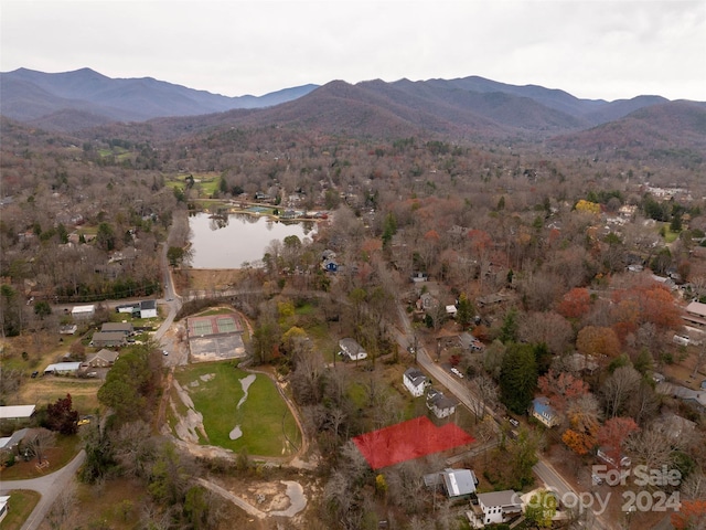 Listing photo 2 for 117 Cragmont Rd, Black Mountain NC 28711