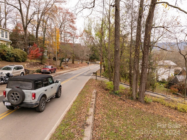 117 Cragmont Rd, Black Mountain, NC 28711
