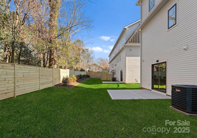 view of yard featuring a patio area and cooling unit