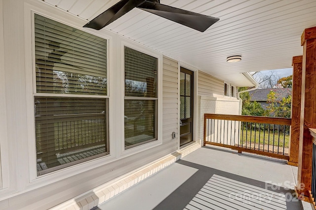 balcony featuring a porch