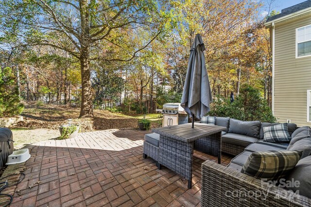 view of patio with an outdoor hangout area