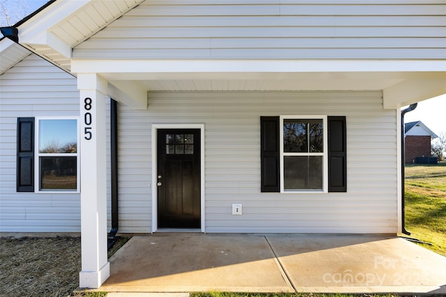 view of entrance to property