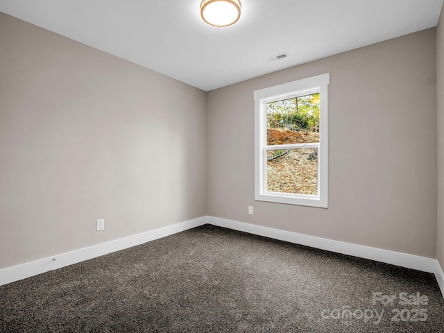 empty room with carpet