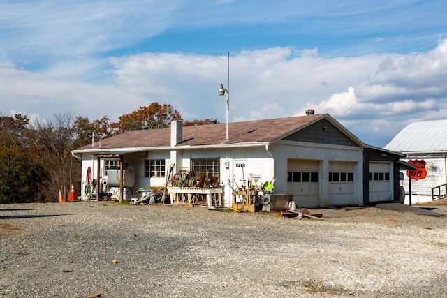 view of front of home featuring a garage