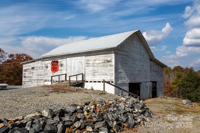 view of outbuilding