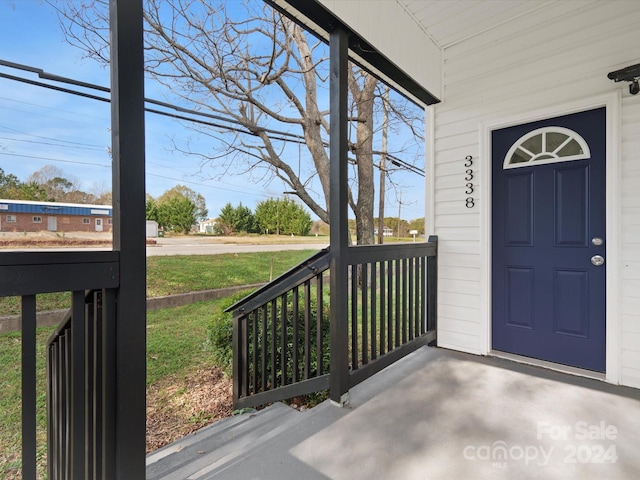 view of property entrance