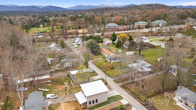 bird's eye view with a mountain view