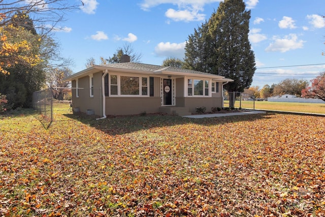 view of front of property