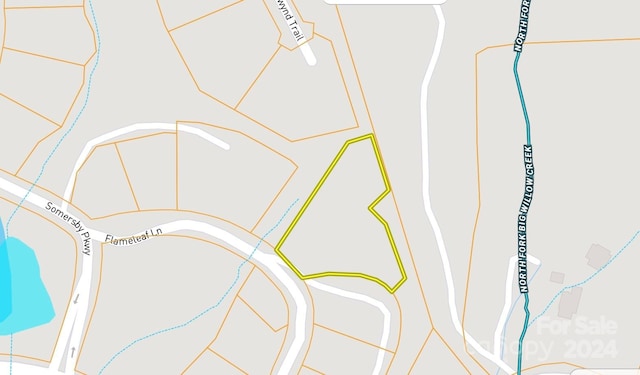85 Flameleaf Ln, Hendersonville, NC 28739