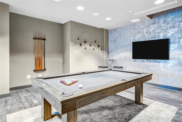 playroom with hardwood / wood-style flooring and billiards