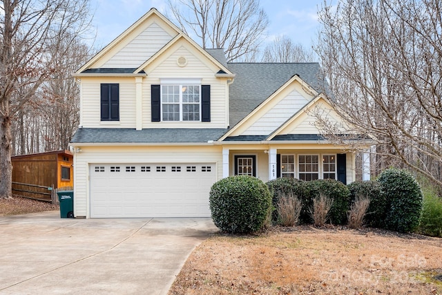 view of front facade featuring a garage