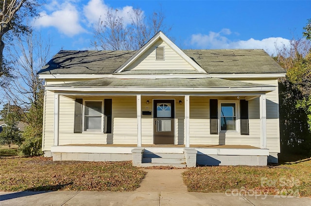 view of front of house with a porch