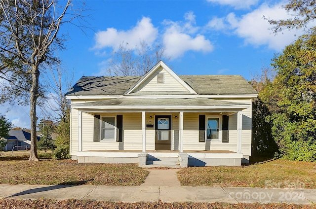 view of front of property with covered porch