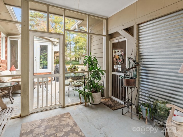 view of sunroom / solarium