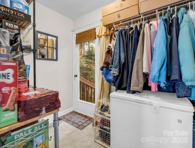 view of spacious closet