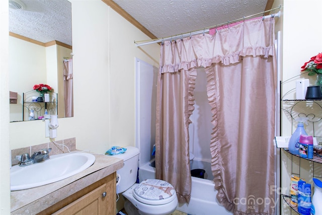 full bathroom featuring shower / bath combination with curtain, a textured ceiling, toilet, and crown molding