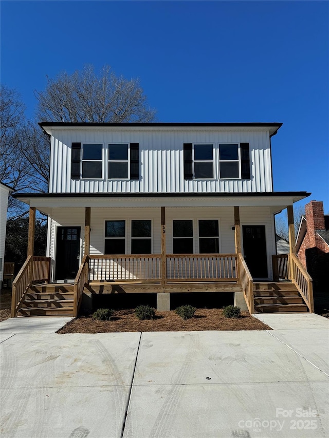 view of front facade with covered porch