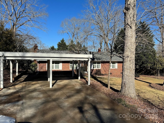 view of front of property