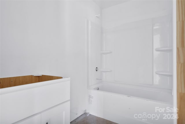 bathroom featuring tub / shower combination