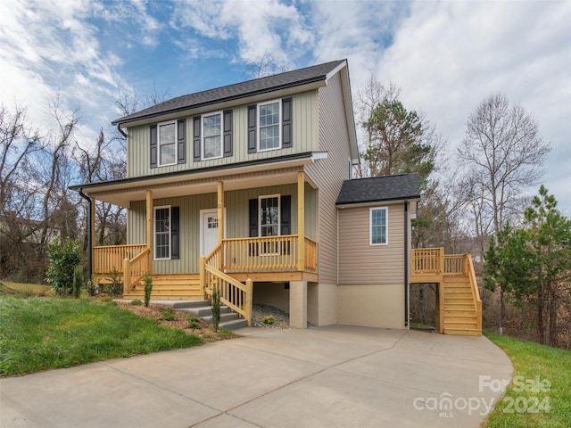 view of front of home featuring a porch