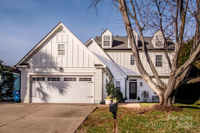 view of front of house featuring a garage