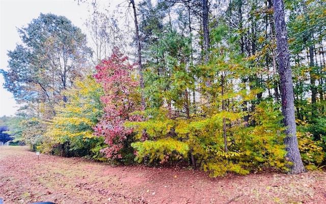 Listing photo 2 for 1.4ACRES 1184 Waterfall Ln Lot 235, Lenoir NC 28645