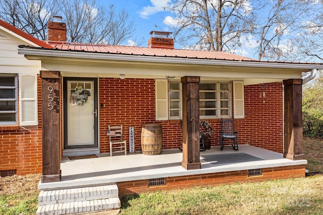 property entrance with a porch