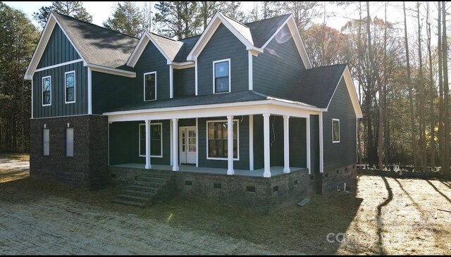 view of front facade featuring covered porch