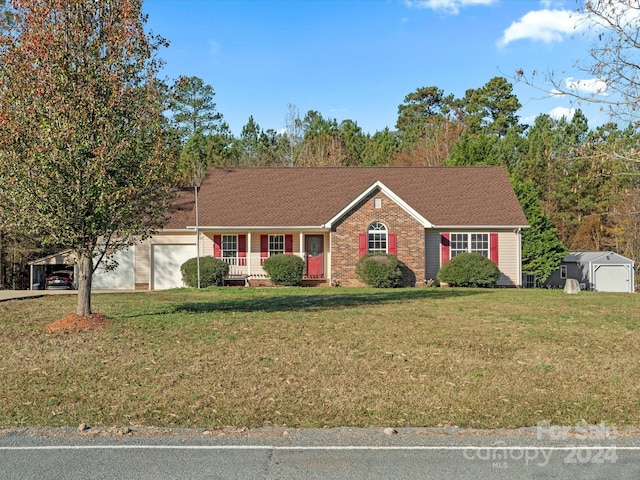 view of front of home featuring a porch and a front yard