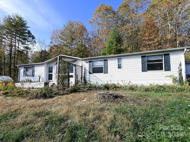 view of manufactured / mobile home