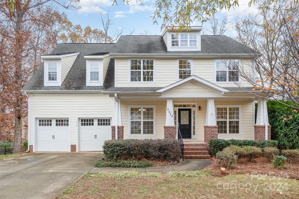 view of front of house with a garage