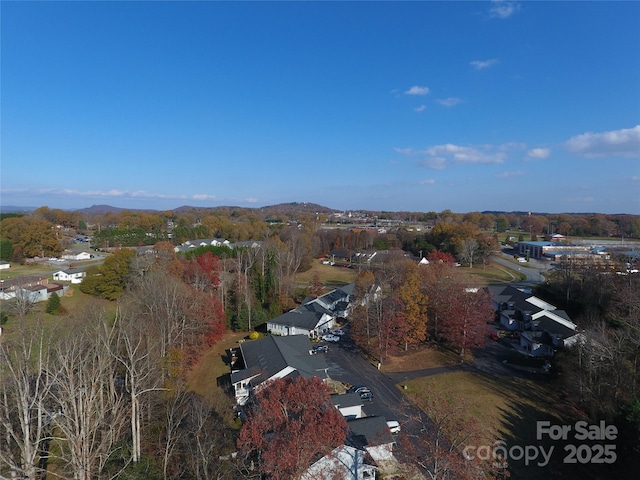 bird's eye view featuring a mountain view